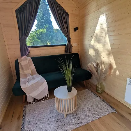 La Vue En Rose By Tiny Away بيت للعطل