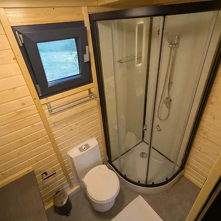 La Vue En Rose By Tiny Away Senaillac-Latronquiere