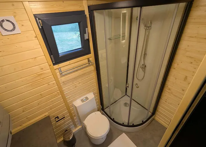 La Vue En Rose By Tiny Away Senaillac-Latronquiere